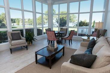 酒店 Lake Blackshear Resort & Golf Club