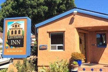 فندق Los Padres Inn