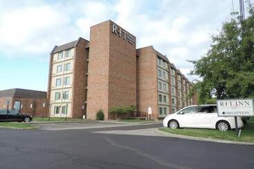 هتل Rit Inn & Conference Center