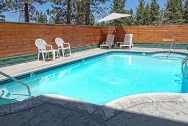 호텔 Snow Lake Lodge