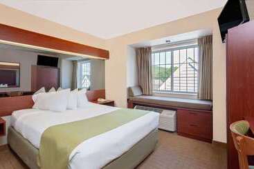 Microtel Inn & Suites By Wyndham Wellsville