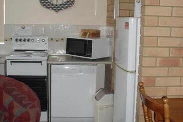 Beachlander Self Contained Holiday Apartments