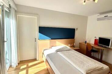 ホテル B&b Garni Erika