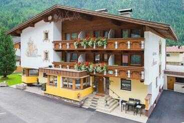 פנסיון Gästeheim Anna