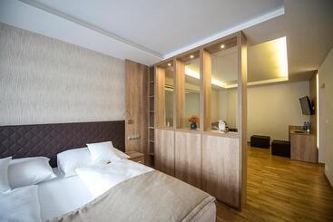 膳宿费 Penzión Berg