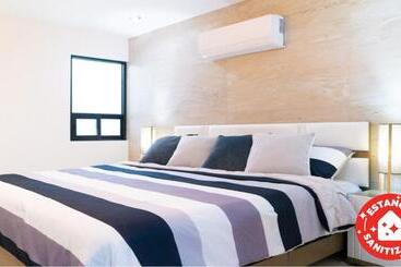 ホテル Econosuites Fundidora