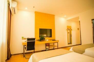 هتل Greentree Inn Jinzhong Yuci Old Town Express