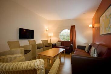 אתר נופש Bungalow 10 Personen