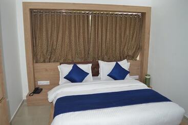 בית מלון כפרי Signature Inn