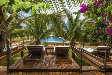 فندق Bungalows & Suites Punta Camarón
