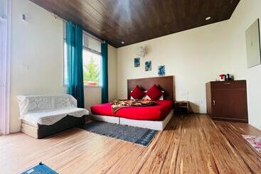 Отель Snowdrop Eco Resort