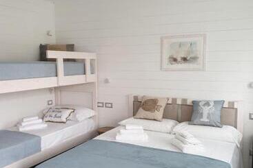 ペンション Laura E Christian   Rooms