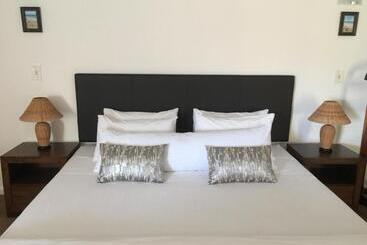 פנסיון Vue Port