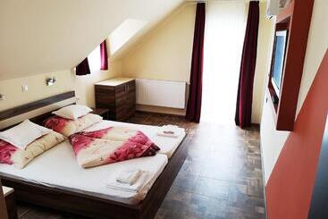 Bed and Breakfast Borostyán Panzió Balatonfüred