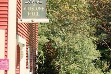 مبيت وإفطار Lodge At Millstone Hill