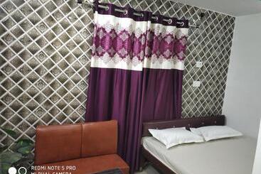 New Hotel Yatri Niwas