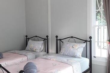 فندق Sky Cottage Bungalow