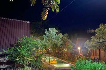 פנסיון Mondulkiri Pizza Bungalows