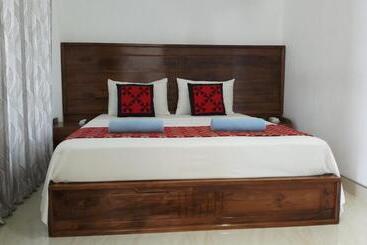 펜션 Shani Residence Kandy
