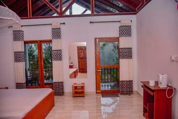 بنسيون Sinharaja Rest