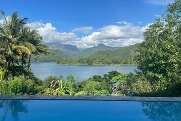 פנסיון The Glasshouse Victoria Villa, Kandy