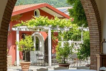 בית מלון כפרי Agriturismo La Dolza