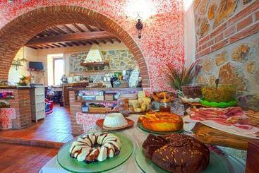 호텔 Agriturismo La Valle Degli Ulivi