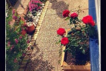 پانسیون Hostal Puerto De Santa Maria