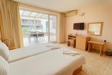 Family Hotel Morska Zvezda