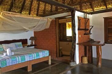 فندق Cabañas Las 3 Marias