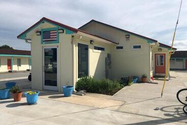 汽车旅馆  Budget Inn