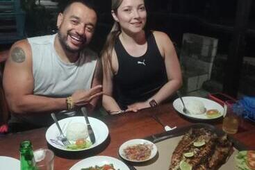 פנסיון Diver S Cafe Amed