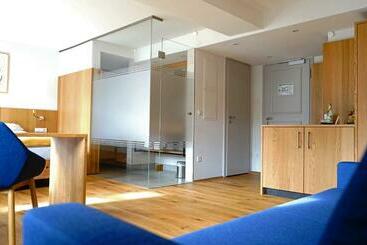 膳宿费 Zum Schwarzen Ross Und Gutmann Zur Post