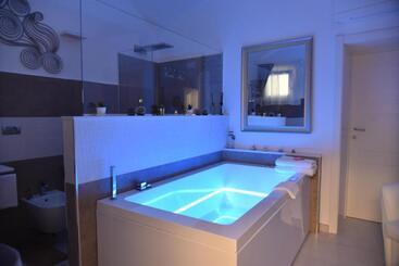 ベッドアンドブレックファースト Conte Max Rooms