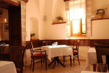 تختخواب و صبحانه Erhardt Superior Rooms