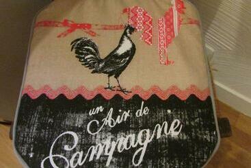 مبيت وإفطار Le Coq En Pate