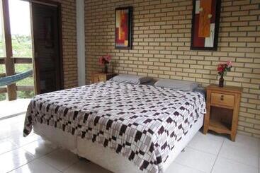 Paraíso Hostel Praia Do Rosa