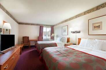 호텔 Ramada By Wyndham Seatac Airport North