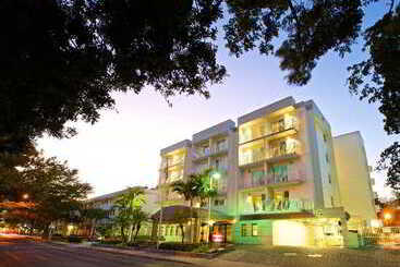 בית מלון כפרי Residence Inn Miami Coconut Grove