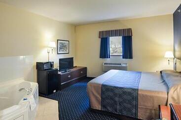 호텔 Rodeway Inn Carrollton I 35e