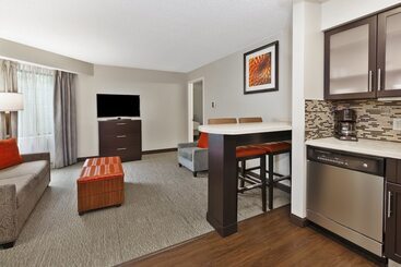 בית מלון כפרי Staybridge Suites Detroit Utica By Ihg