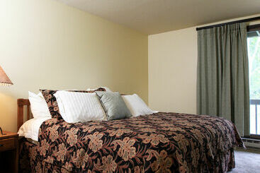 هتل Storm Meadows Townhomes