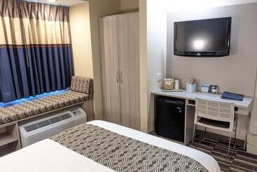 Microtel Inn Georgetown   Lexington North