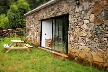 ホテル Caparica Azores Ecolodge