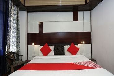 酒店 The Shyam Regency By Oyo Rooms