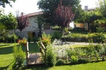 פנסיון Borde Blanche