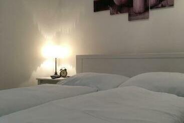 پانسیون Penzion Holiday