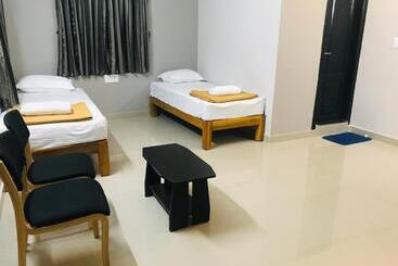 호스텔 Sharada Residency