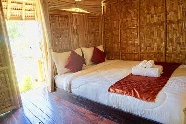 مبيت وإفطار Green Bamboo