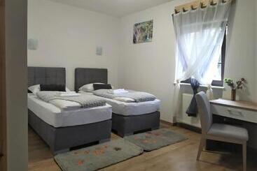 צימר Plitvice Streaming